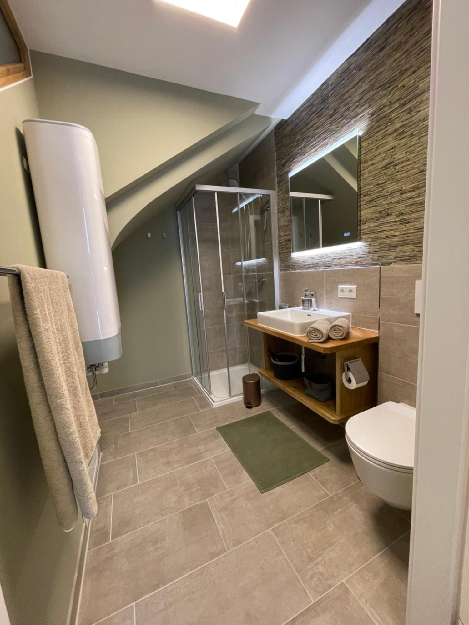 Die Tauplitz Lodges - Adler Auszeit Lodge D6 By Aa Holiday Homes Екстериор снимка